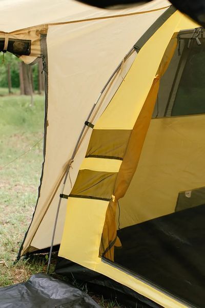 Намет чотиримісний з тамбуром туристичний Tramp Anaconda 4 (V3) Пісочний UTRT-109-sand UTRT-109-sand фото